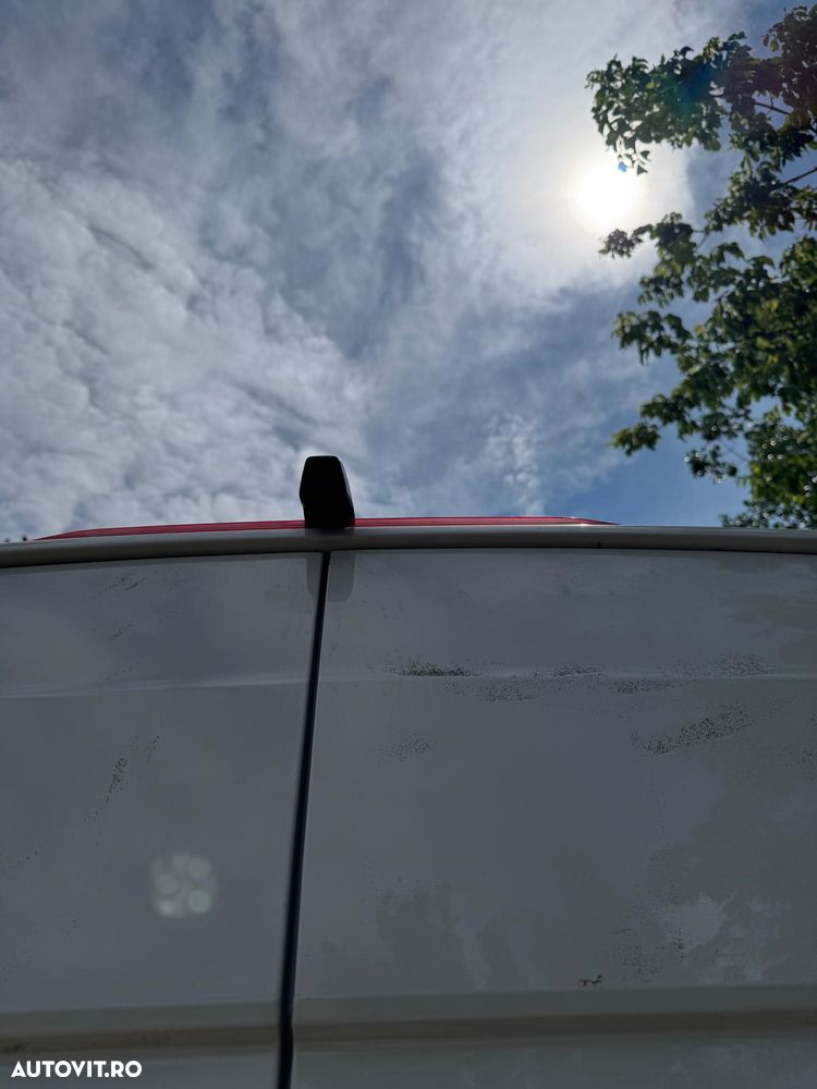 Volkswagen CRAFTER - 11