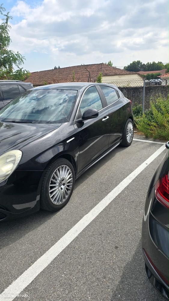Alfa Romeo Giulietta - 2