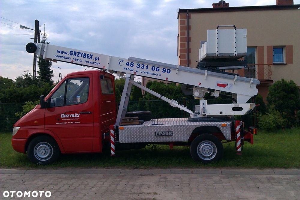 Mercedes-Benz Sprinter - 31