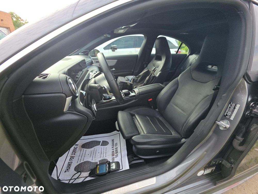 Mercedes-Benz CLA 250 4Matic 7G-DCT AMG Line - 5