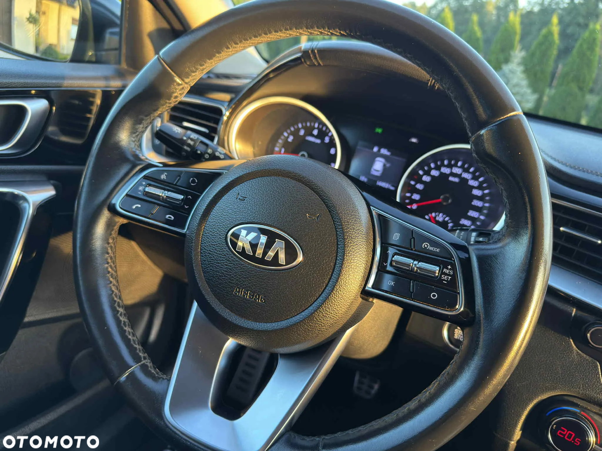 Kia Ceed - 21