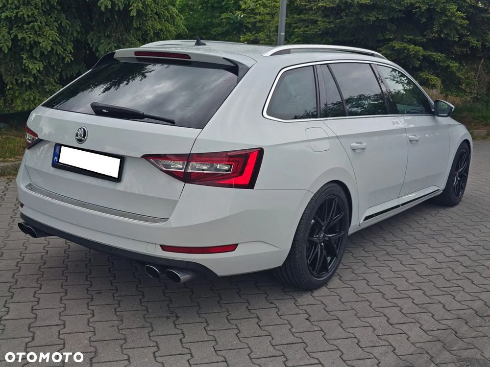 Skoda Superb 2.0 TSI 4x4 DSG Style - 4
