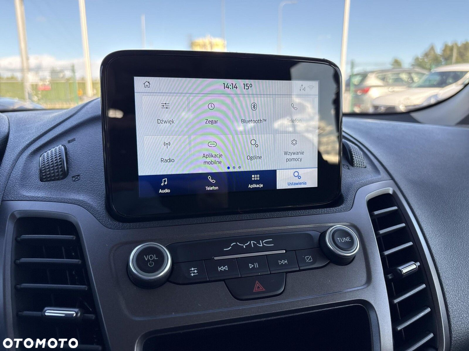 Ford Transit Connect - 19