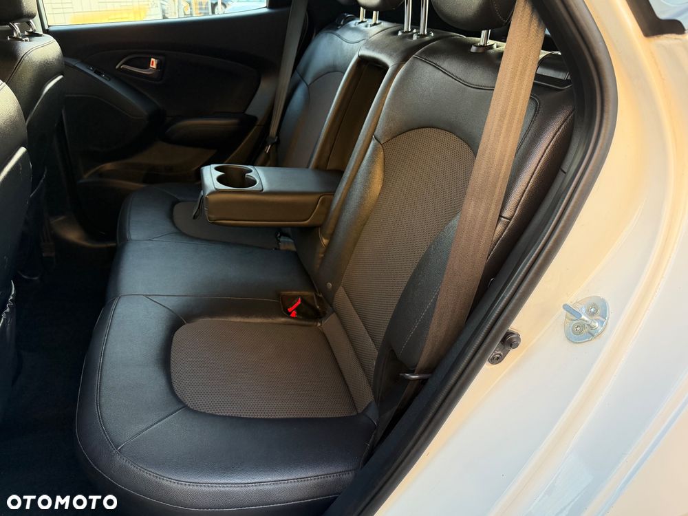 Hyundai ix35 1.6 2WD Fifa World Cup Edition - 7