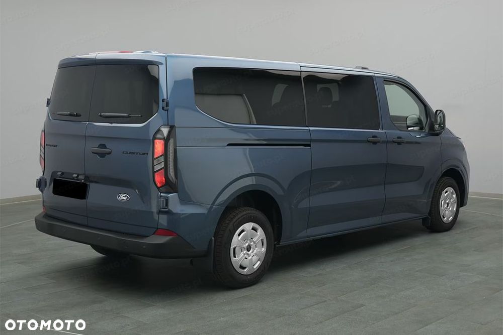 Ford Transit Custom - 8