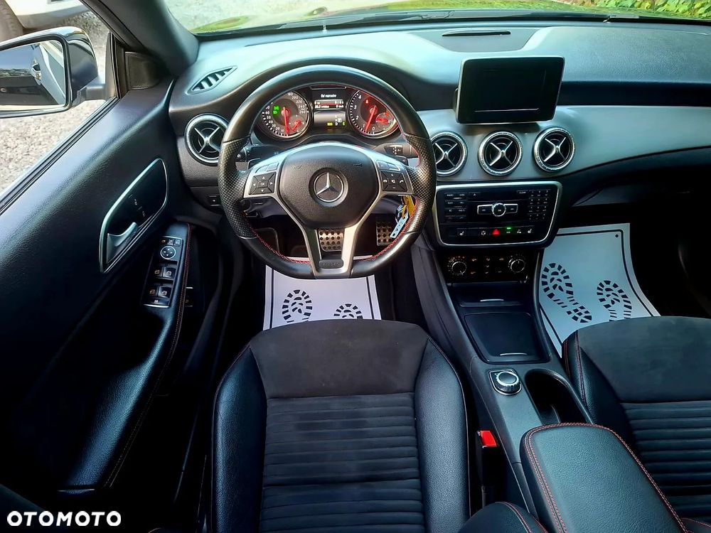 Mercedes-Benz CLA - 21