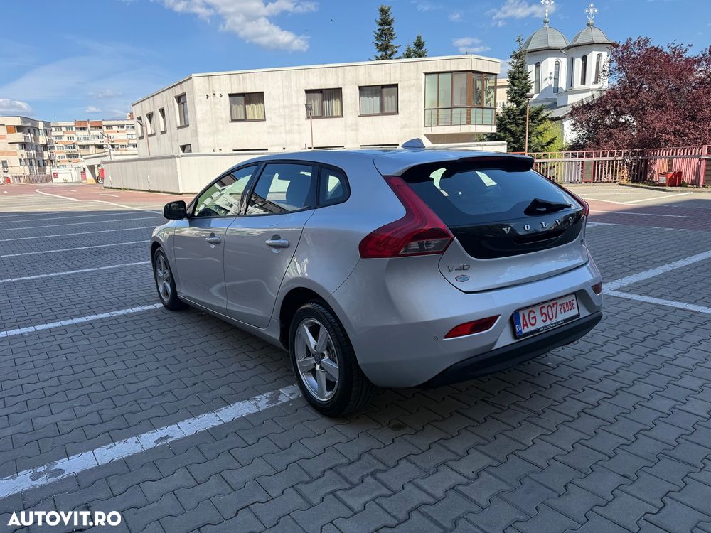 Volvo V40 D2 - 3
