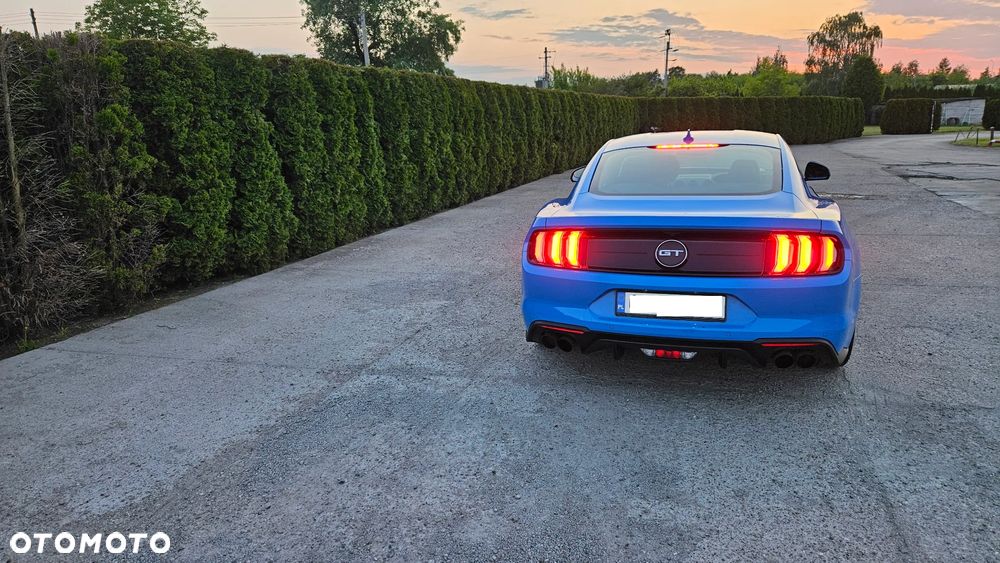 Ford Mustang - 6