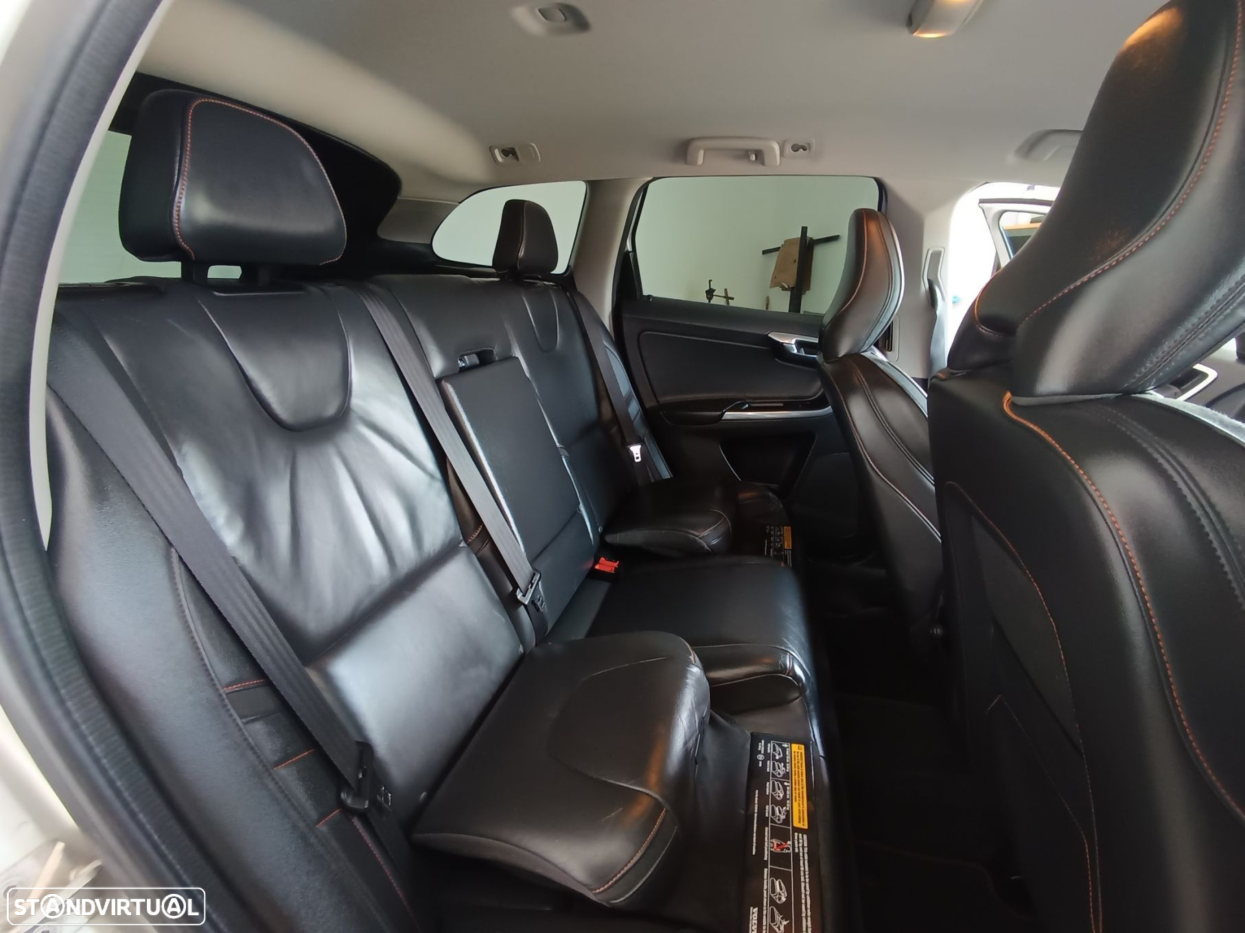 Volvo XC 60 2.0 D4 VOR Geartronic - 37