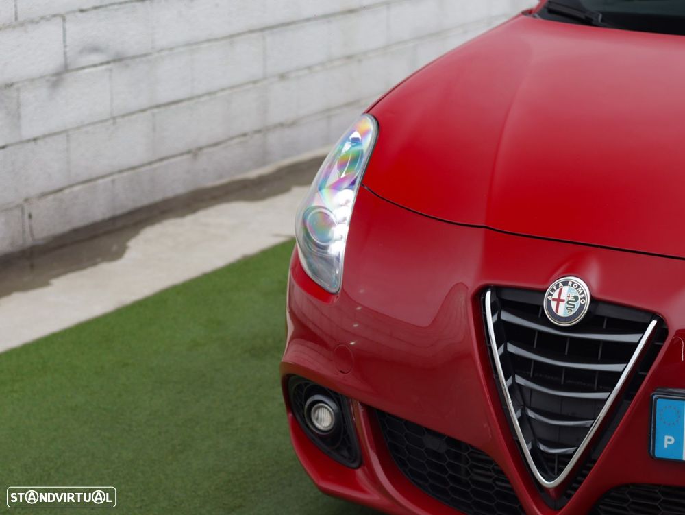 Alfa Romeo Giulietta 1.6 JTDm Exclusive - 12