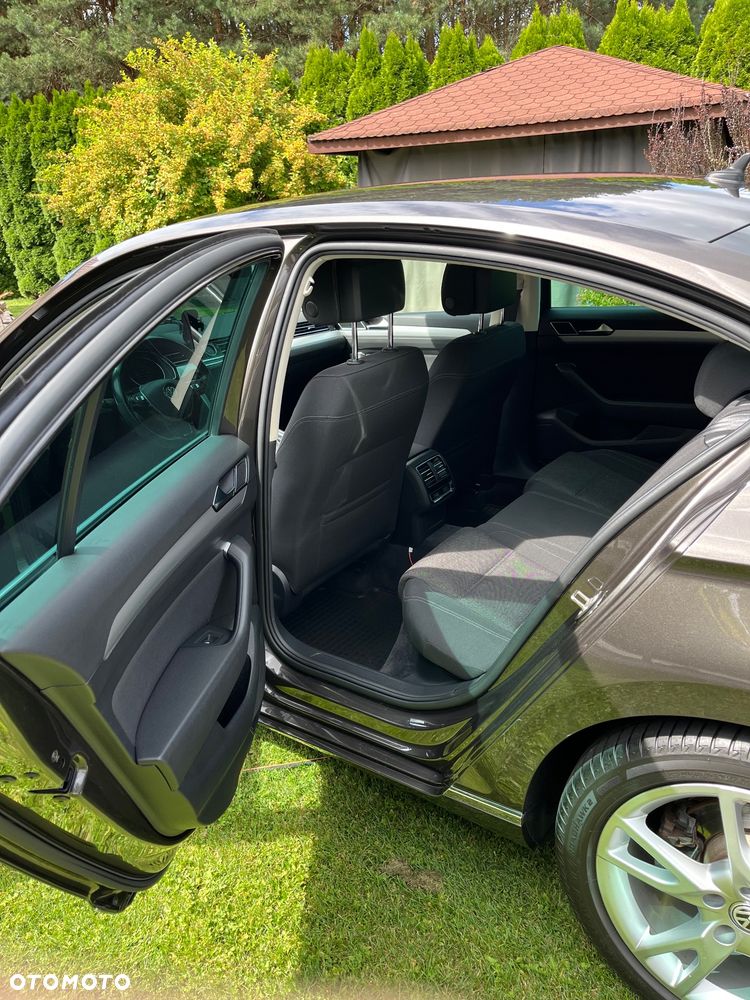 Volkswagen Passat 2.0 TDI BMT Highline DSG - 9
