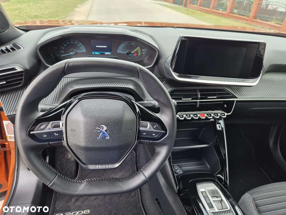Peugeot 2008 136 Allure - 23