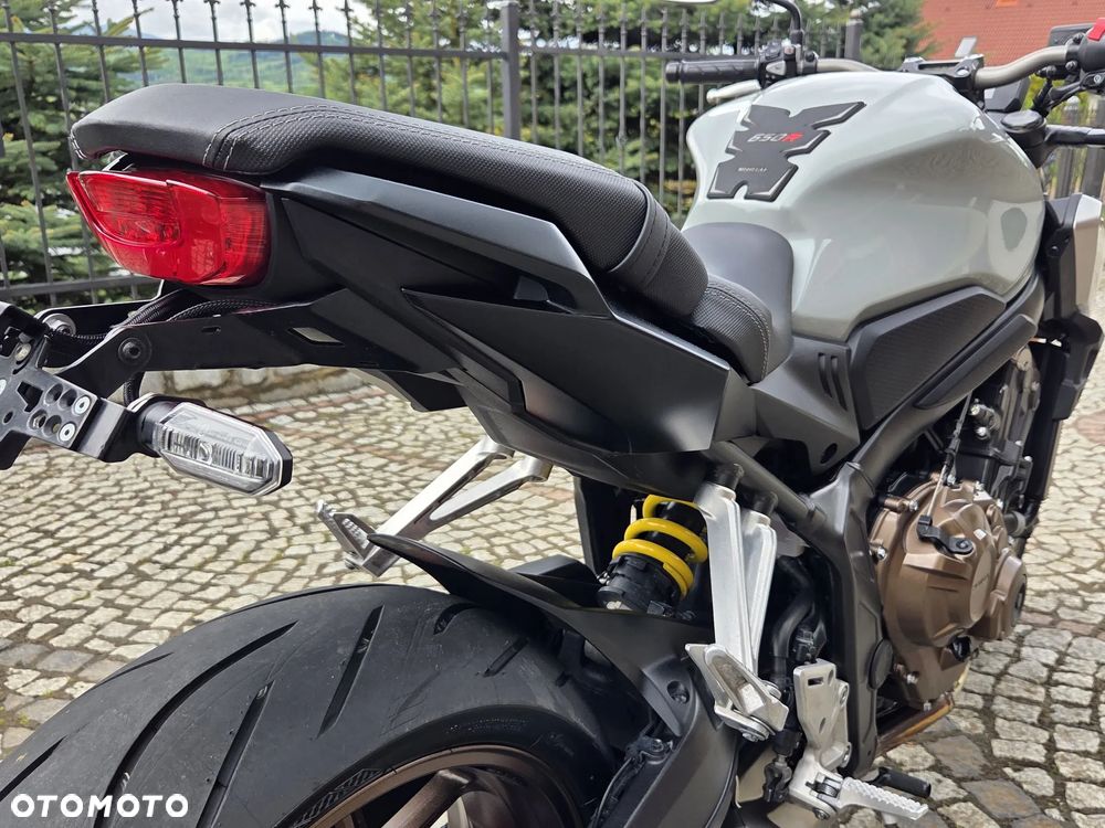 Honda CB - 33