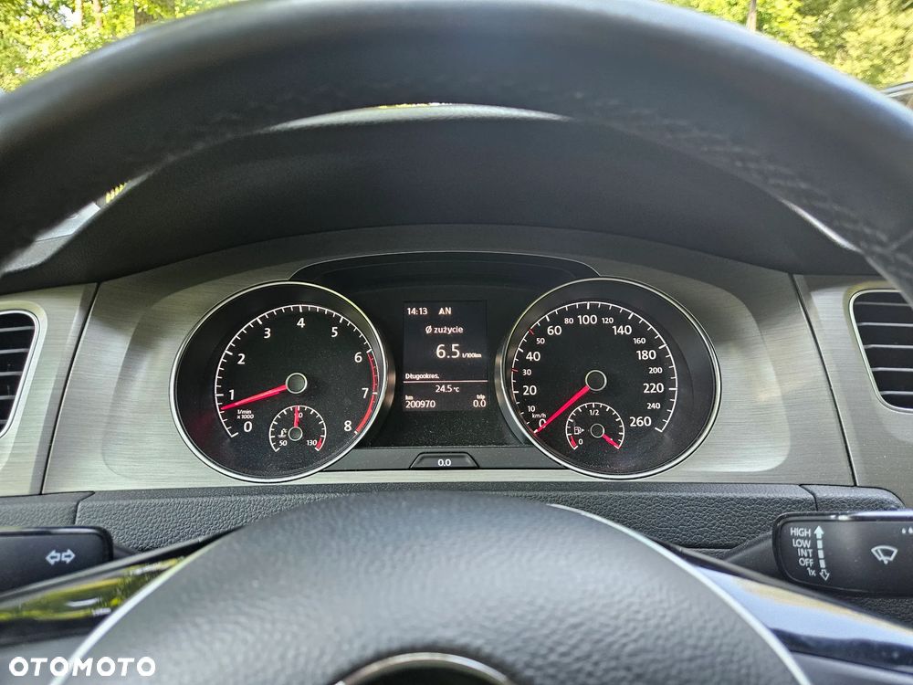 Volkswagen Golf 1.4 TSI BMT Comfortline - 12