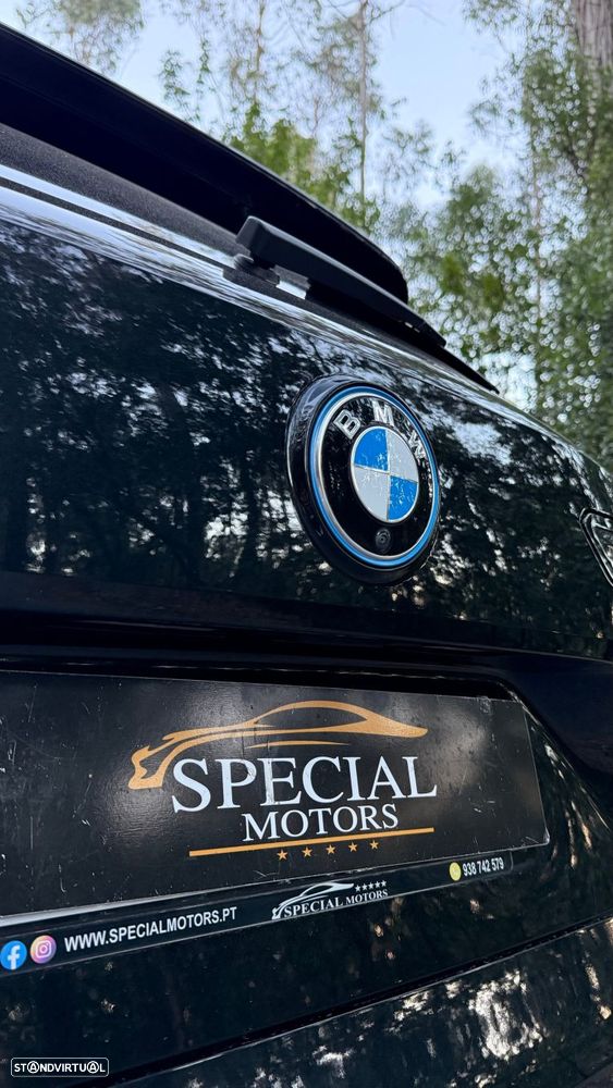 BMW iX xDrive 40 Pack Desportivo - 31