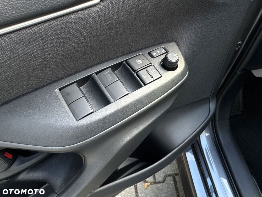 Toyota Yaris Hybrid 1.5 Executive - 25
