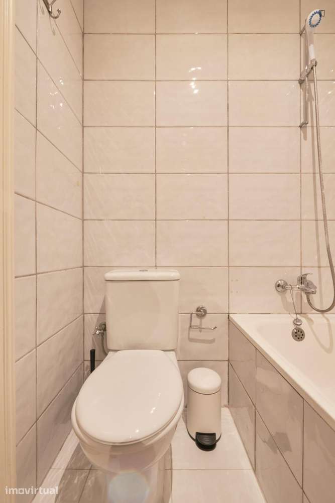 Quarto - localizado em Marquês de Pombal Lisbon - Grande imagem: 4/60