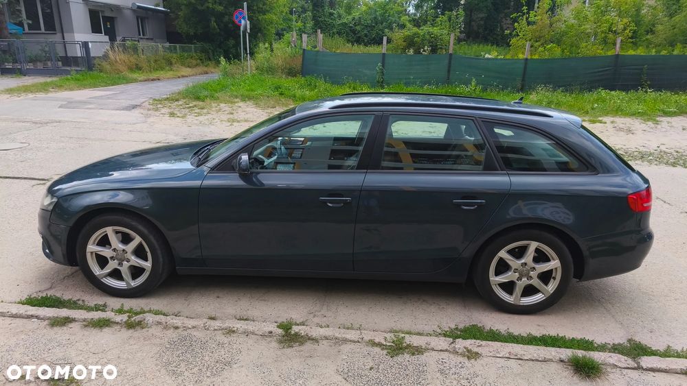 Audi A4 Avant - 1