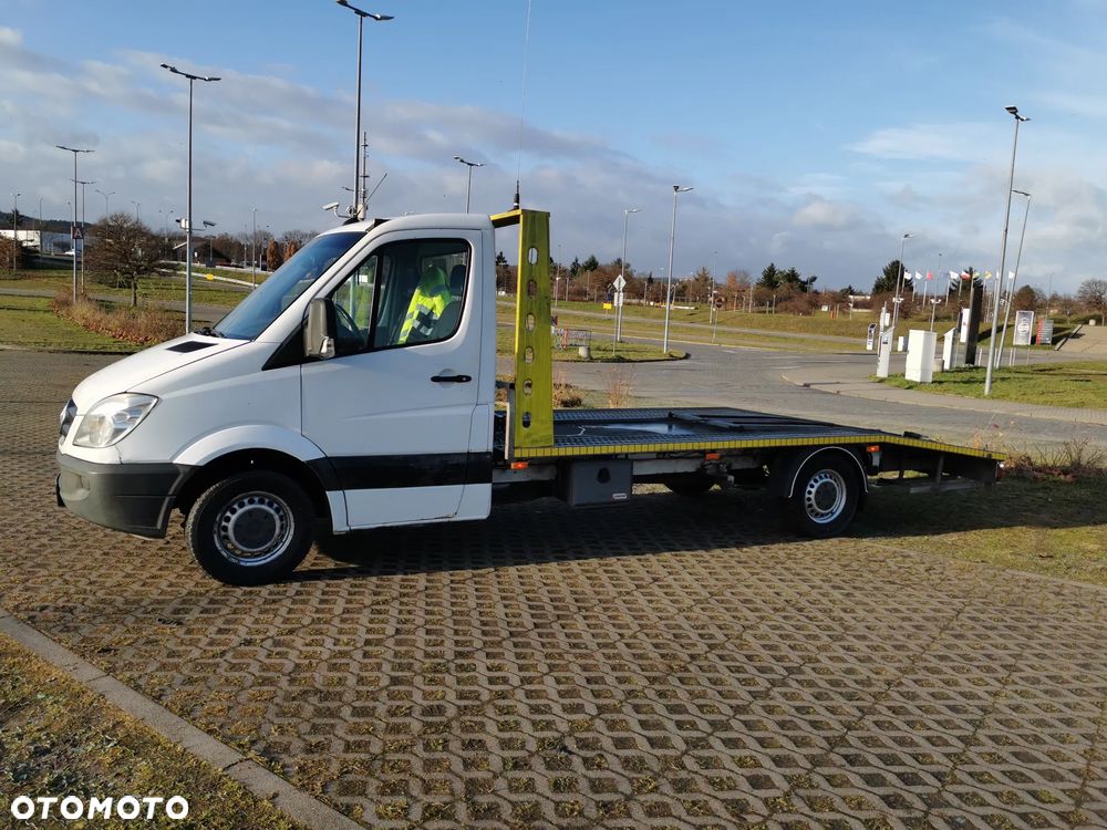 Mercedes-Benz Sprinter - 8