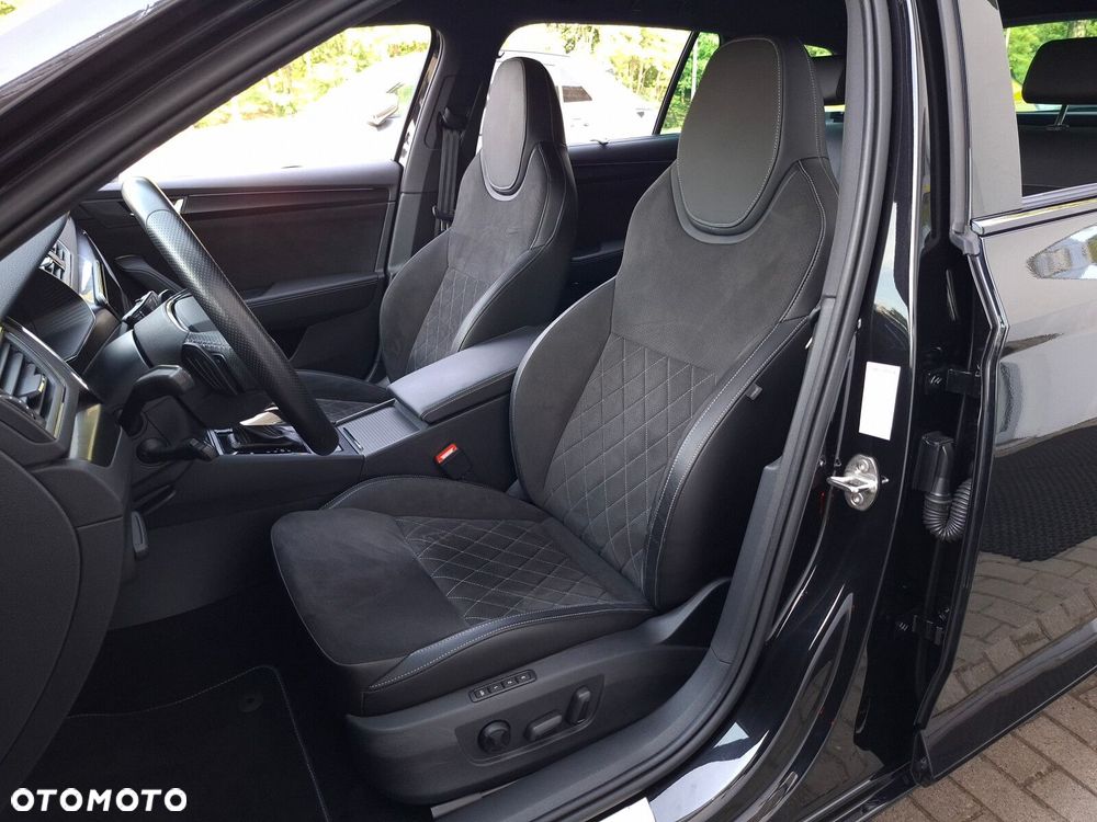 Skoda Superb 2.0 TDI SCR 4x4 Sportline DSG - 13