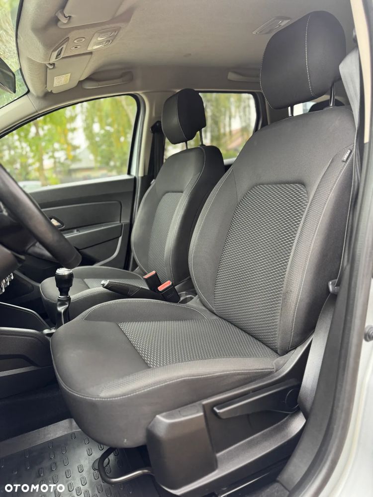 Dacia Duster 1.6 SCe Ambiance S&S - 25