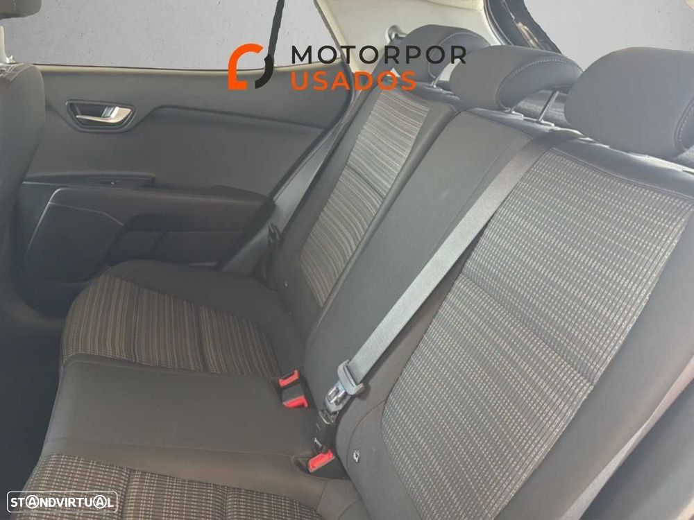 Kia Stonic 1.0 T-GDi Drive — fotografia 10