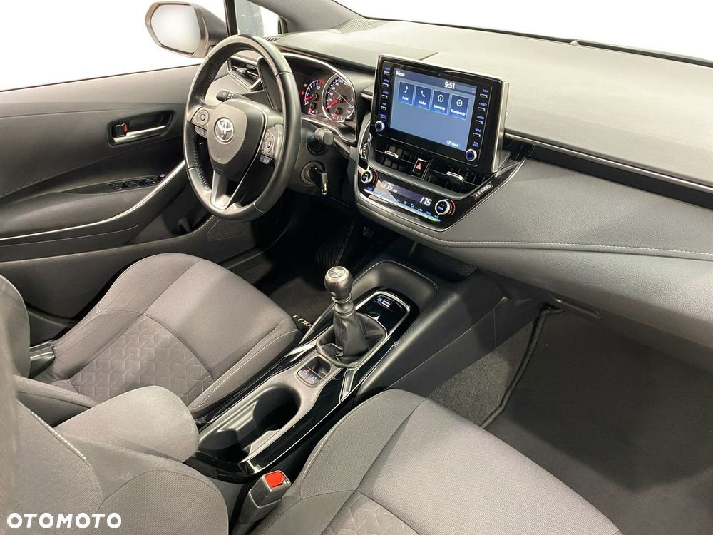 Toyota Corolla - 18