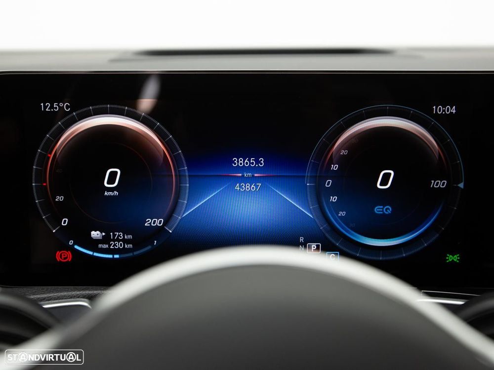 Mercedes-Benz EQB 300 4Matic - 28
