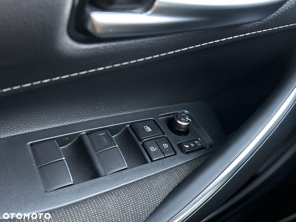 Toyota Corolla 1.8 Hybrid Comfort - 24