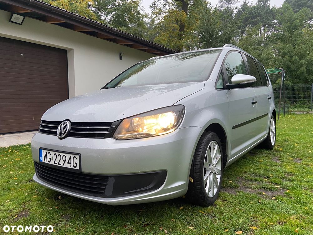 Volkswagen Touran - 1