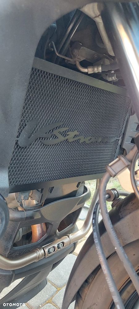 Suzuki DL - 6
