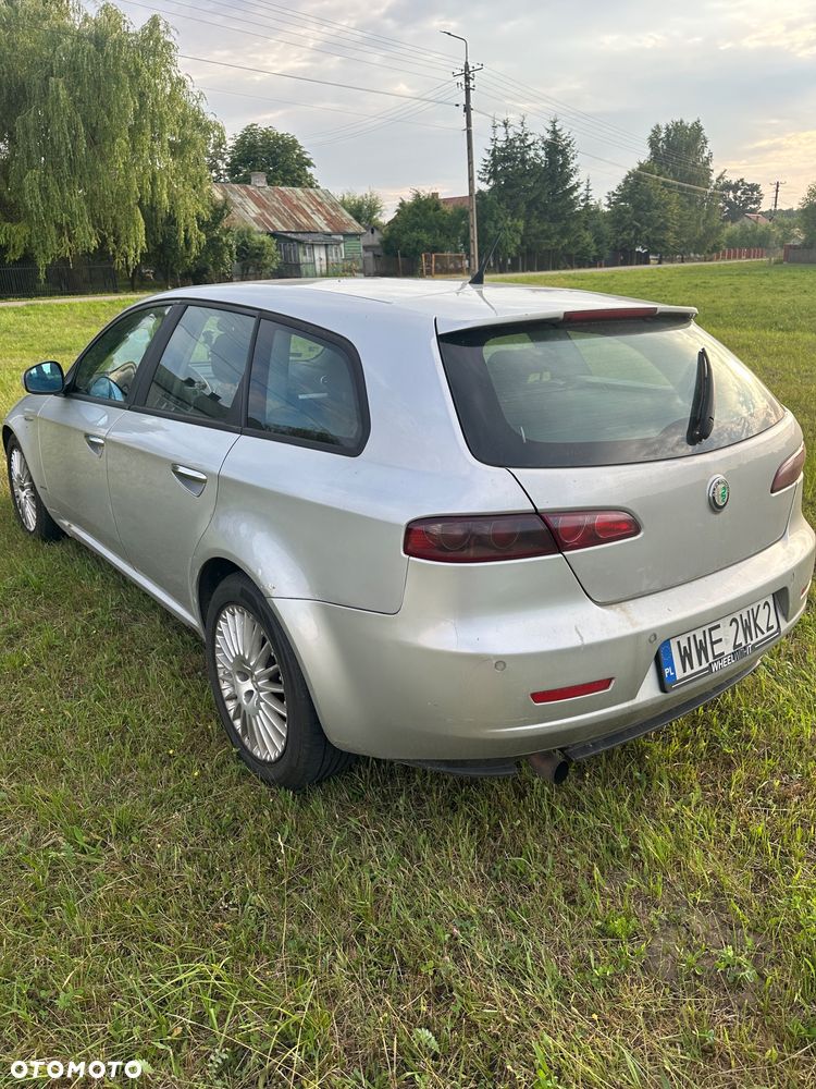 Alfa Romeo 159 - 6