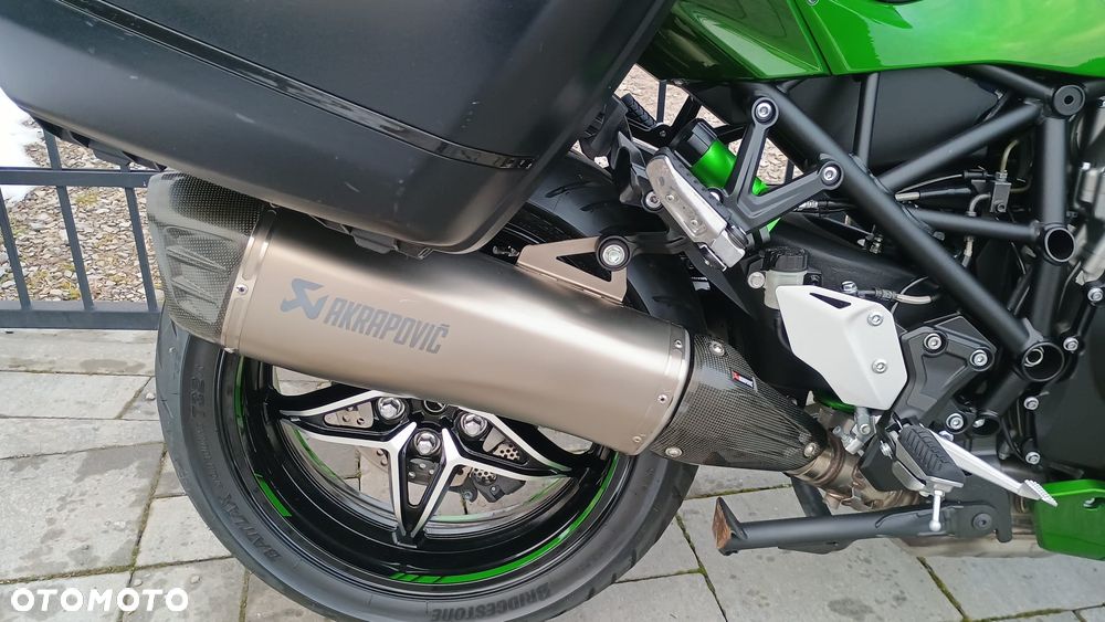 Kawasaki Ninja H2 SX - 8