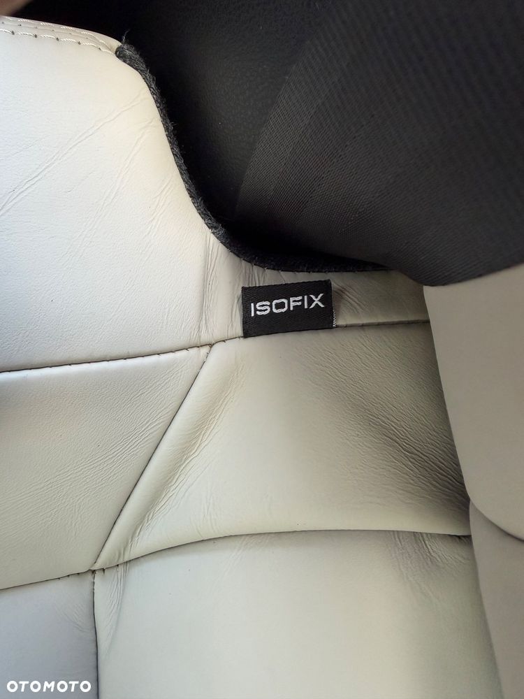 Nissan Qashqai 2.0 dCi 4 x 4 DPF tekna - 12