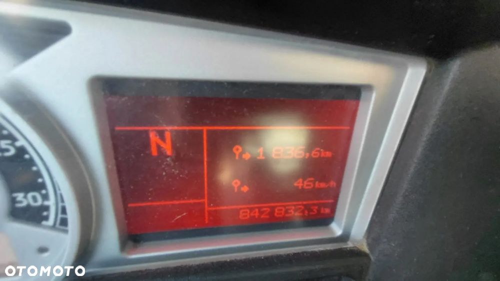 Renault MAGNUM 480DXI EEV AUTOMAT SALONKA STANDART - 16