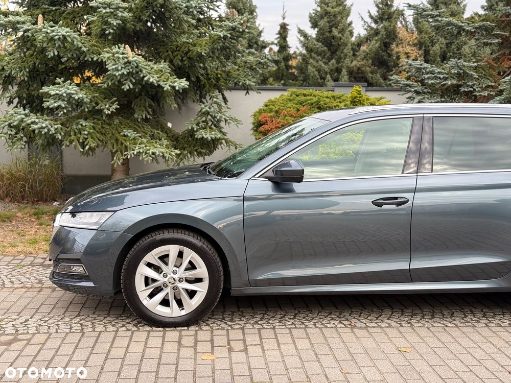 Skoda Octavia 2.0 TDI 4x4 DSG Ambition - 10