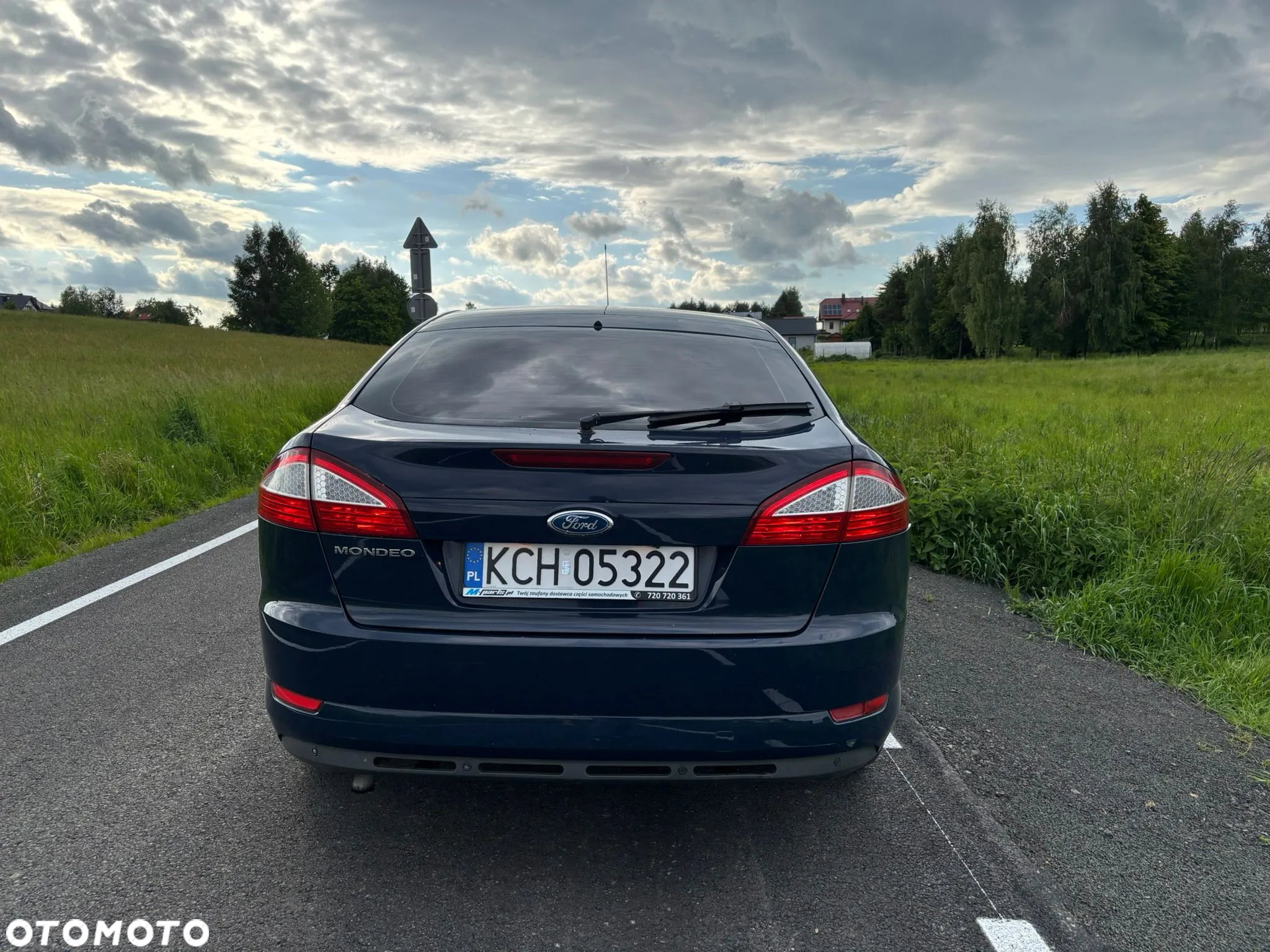 Ford Mondeo 1.6 Gold X - 24