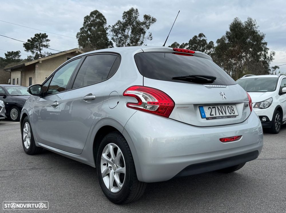 Peugeot 208 1.4 HDi Active - 3