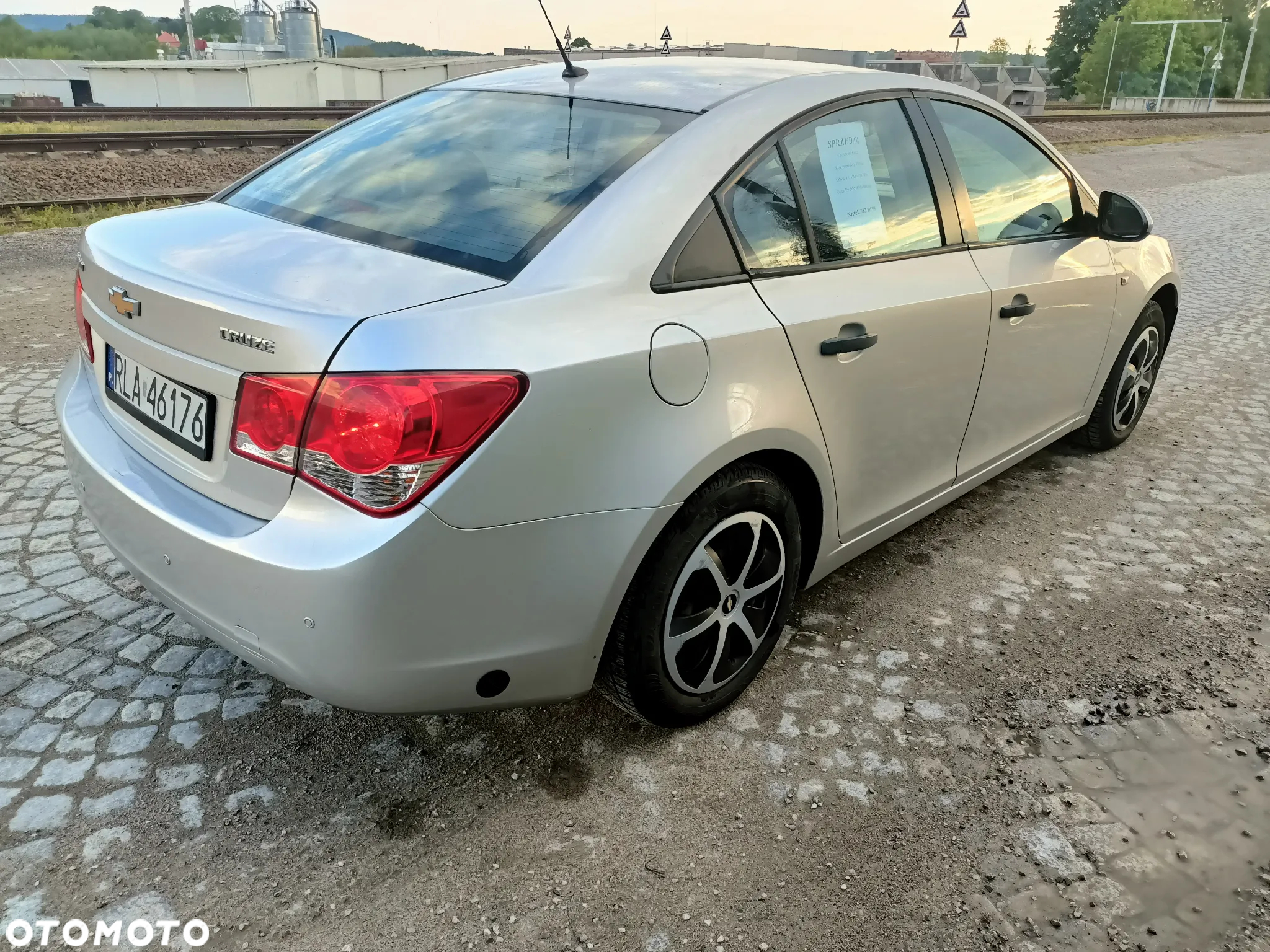 Chevrolet Cruze 1.6 LS - 7