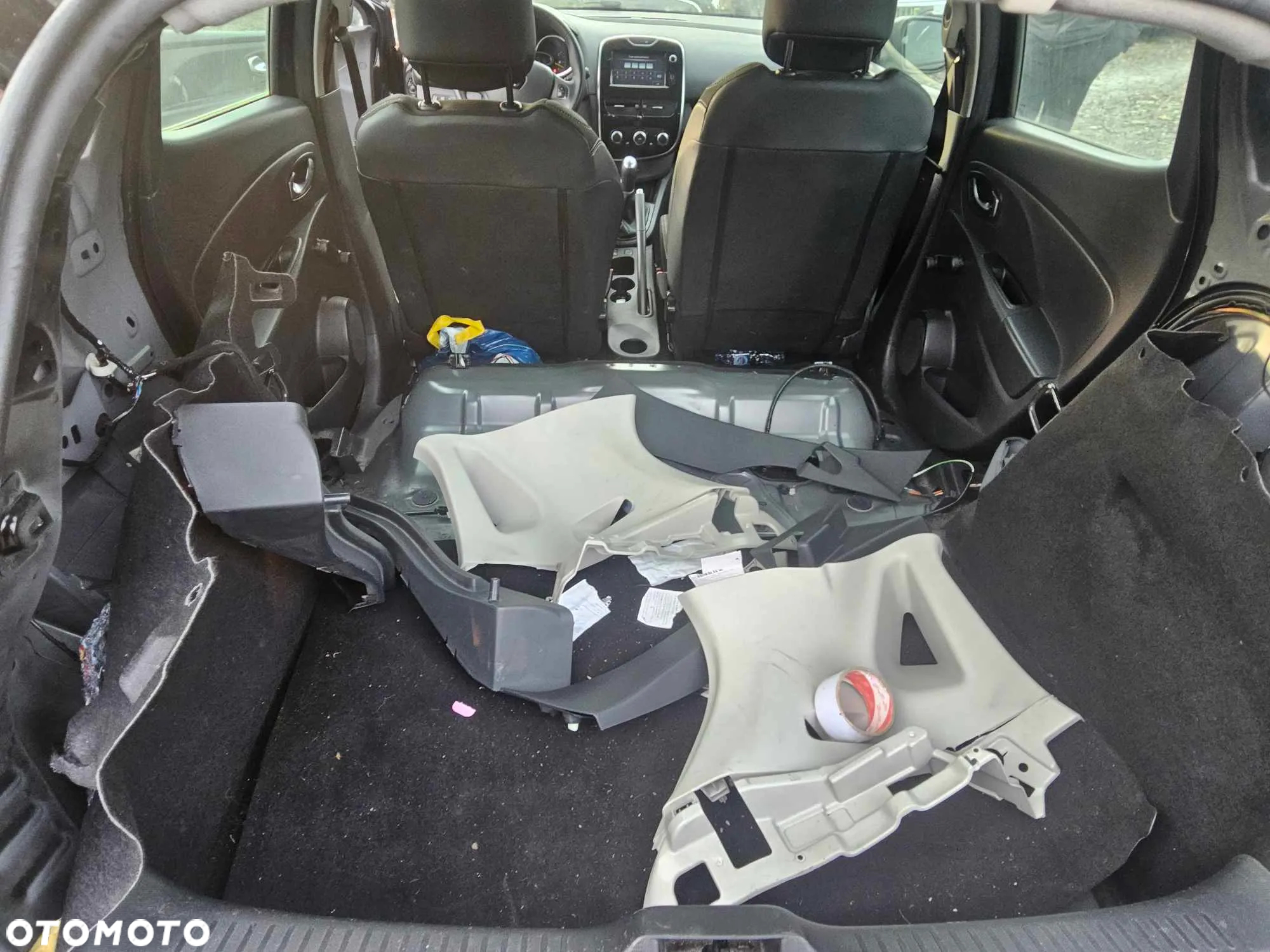 Renault Clio (Energy) dCi 90 Start & Stop INTENS - 13