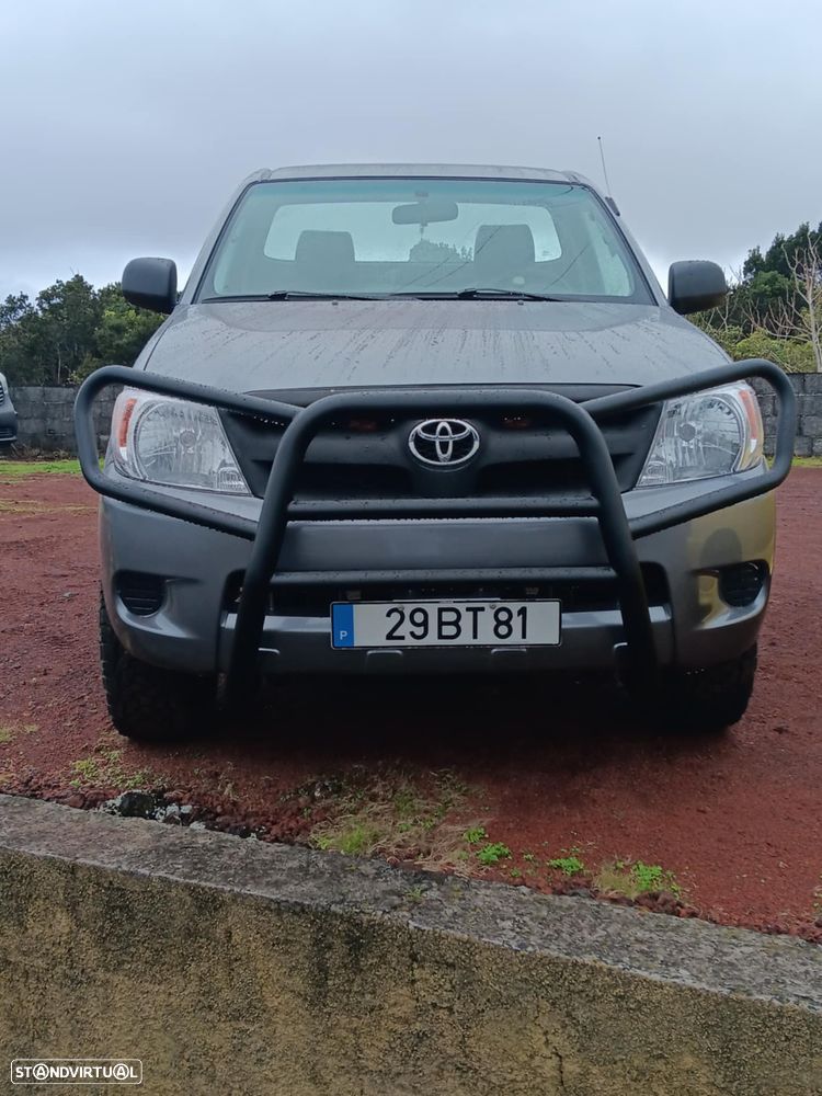 Toyota Hilux 2.5 D-4D 2WD CE CM PM - 1