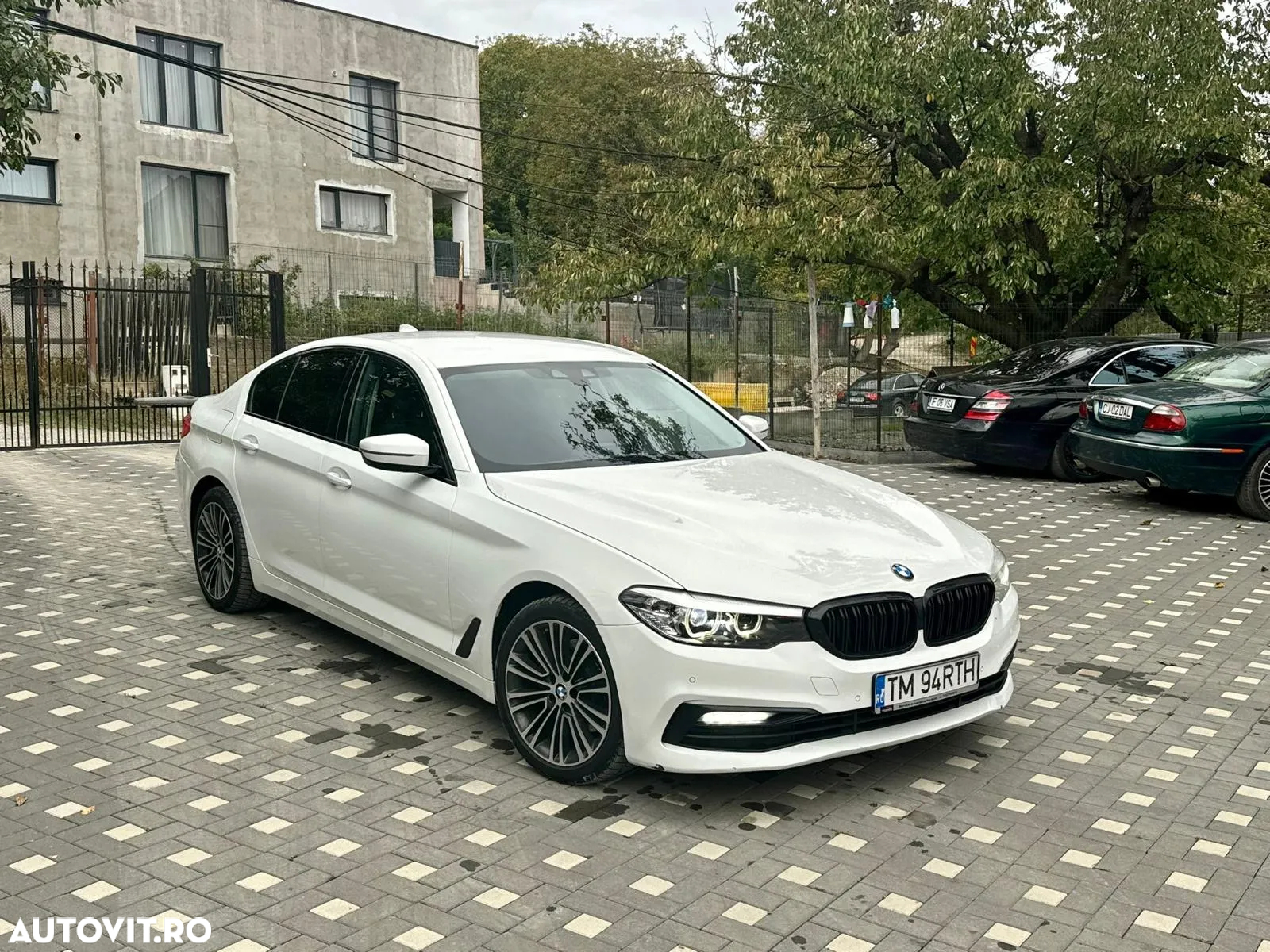 BMW Seria 5 520d xDrive AT - 6