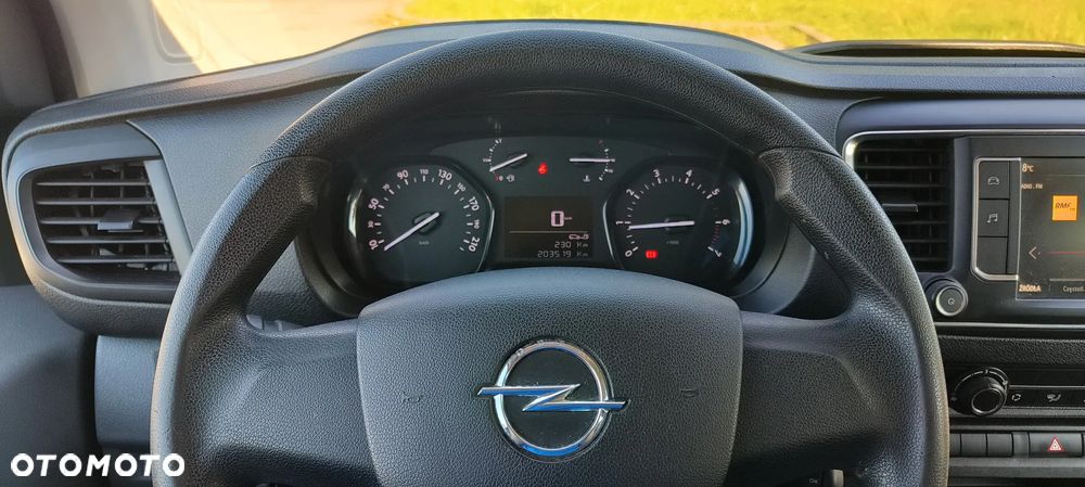 Opel Vivaro - 14