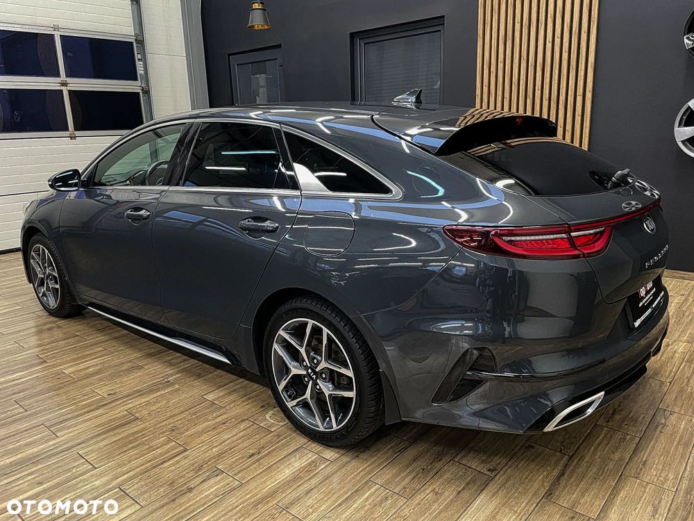 Kia ProCeed 1.6 CRDi GT Line - 11