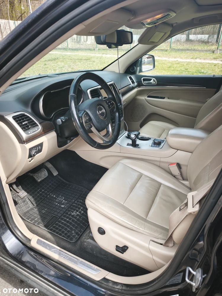 Jeep Grand Cherokee - 9