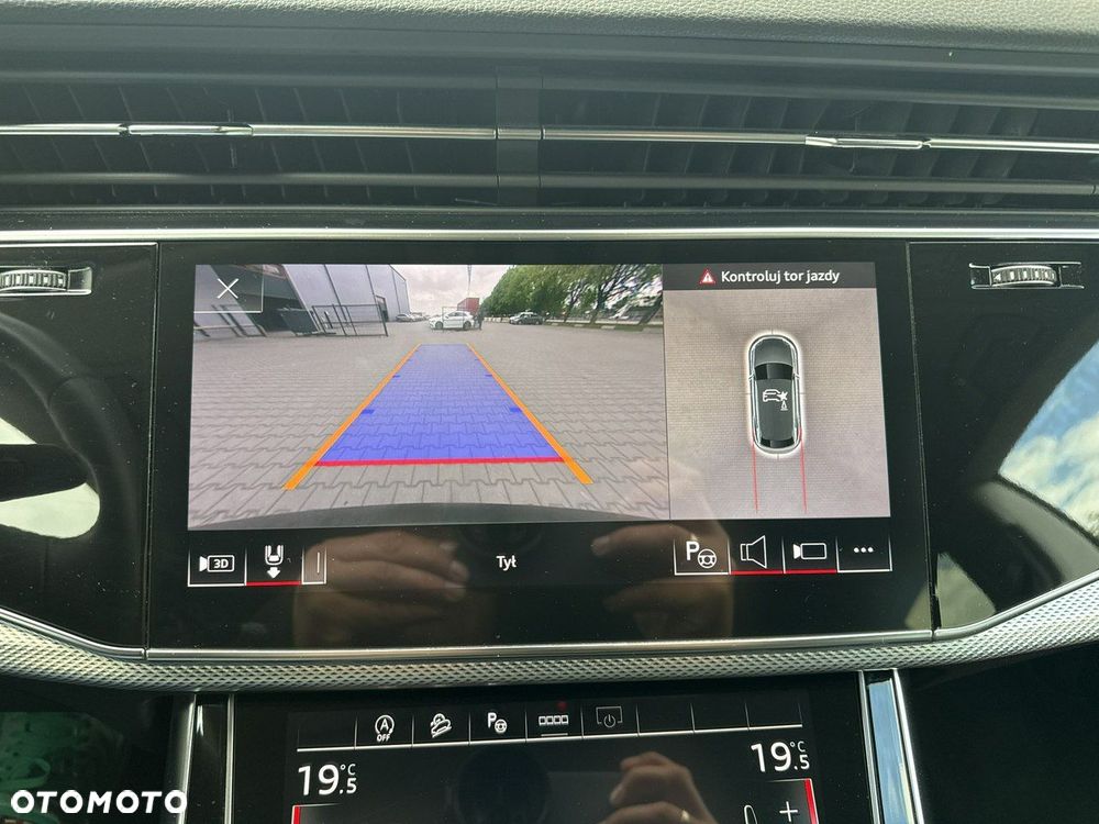 Audi Q8 - 25