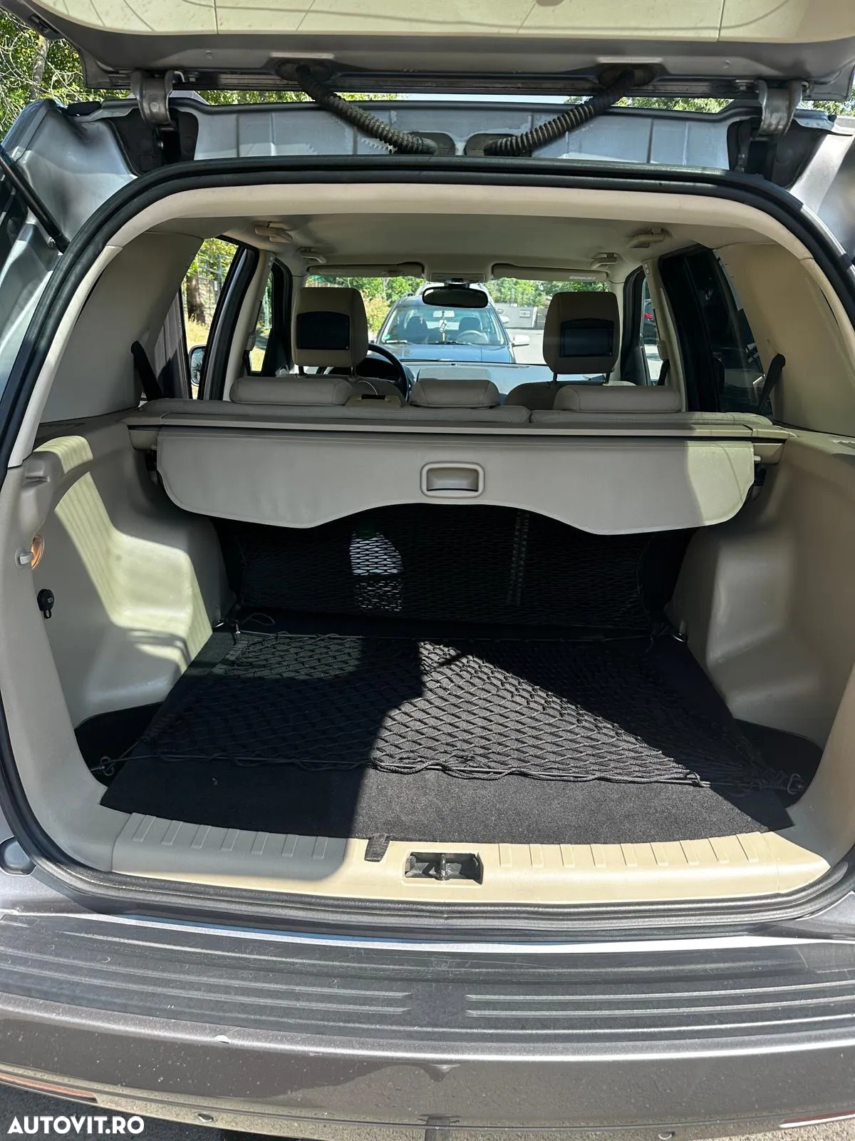 Land Rover Freelander - 16