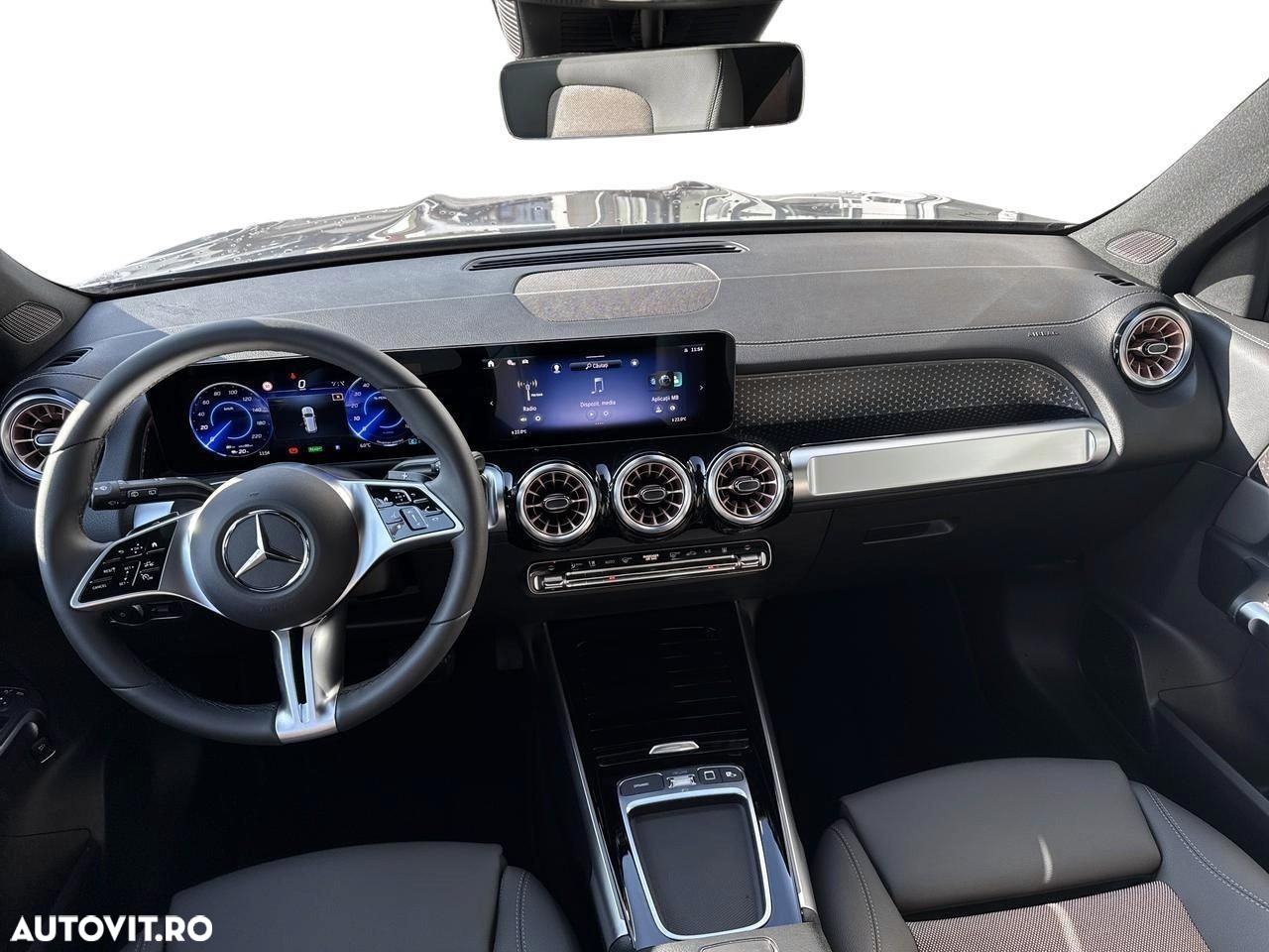 Mercedes-Benz EQB 300 4MATIC - 8