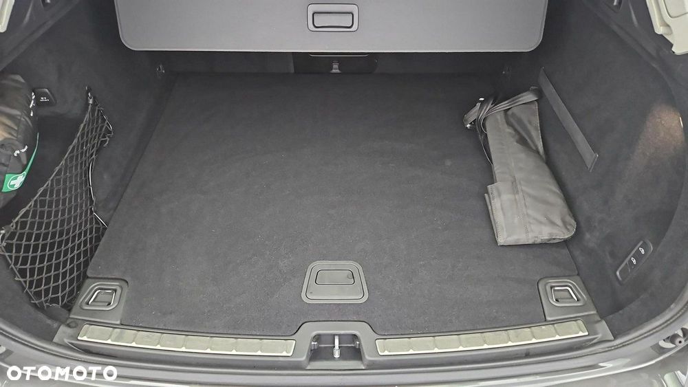 Volvo XC 60 D5 SCR AWD Inscription - 25
