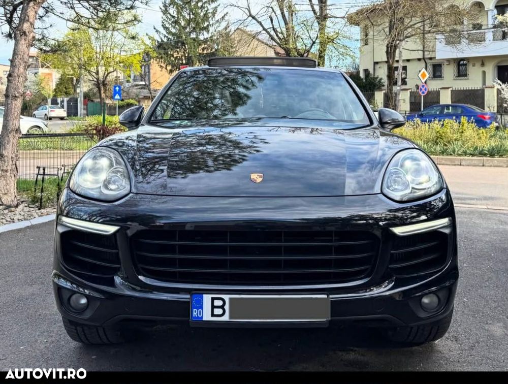 Porsche Cayenne Platinum Edition - 2